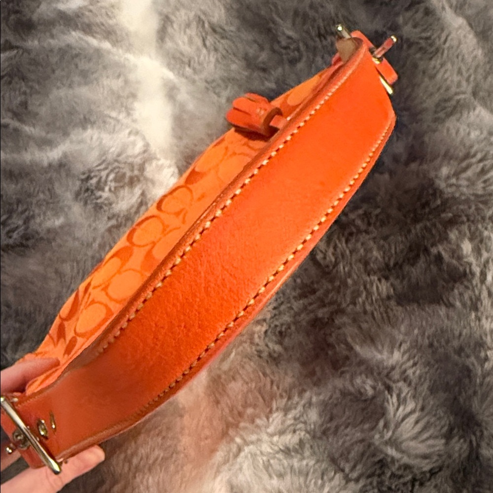 COACH Rare Vintage Y2K Orange Shoulder Bag - Picture 4 of 12